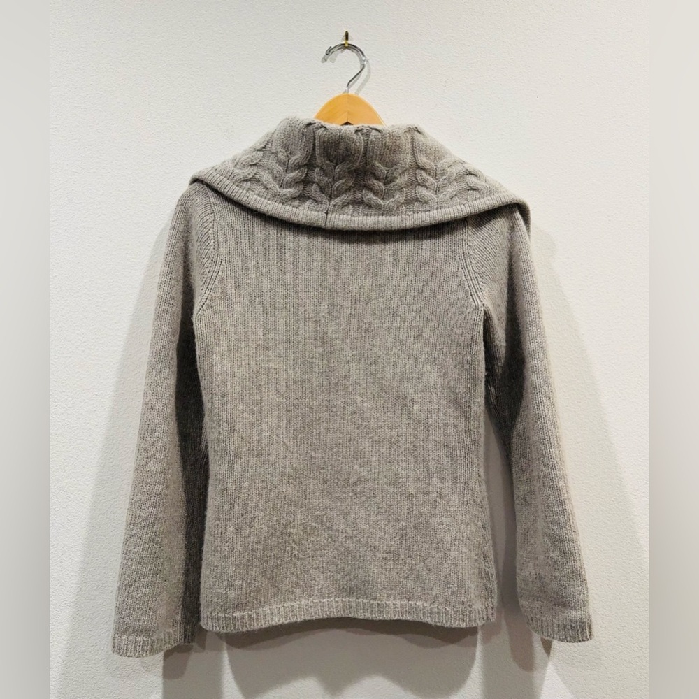Sarah Spencer Lambs Wool Cardigan Sweater - Picture 2 of 5